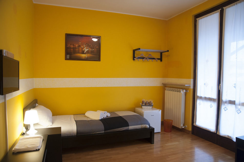 Bed & Breakfast Orio Easy Airport Azzano San Paolo Εξωτερικό φωτογραφία